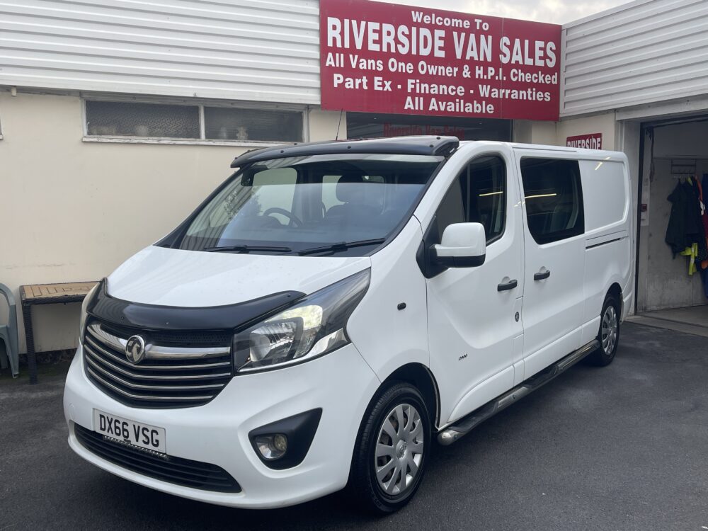 Vauxhall Vivaro CREW CAB